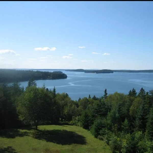 Bluff House Inn，位于Gouldsboro的酒店