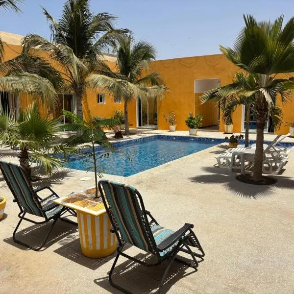 Hôtel Colibri Lac Rose，位于尼亚加的酒店