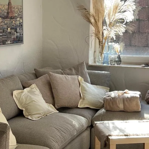 Wohlfühlnest im Ahornweg, Ferienwohnung，位于格罗尔斯泰因的酒店