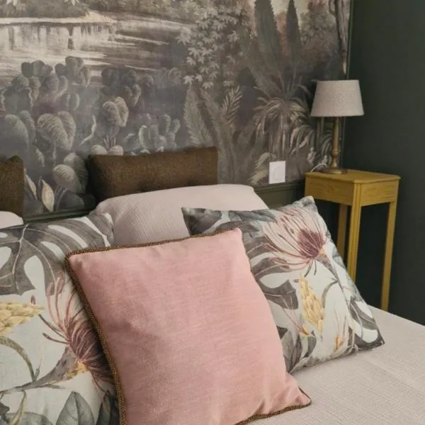 Un monde à part avec jardin, calme et volupté, 3 min de la Ferté-sous-Jouarre, 42 min de Paris TER, 35 min de Disney, 10 min de l'A4，位于Reuil-en-Brie的酒店