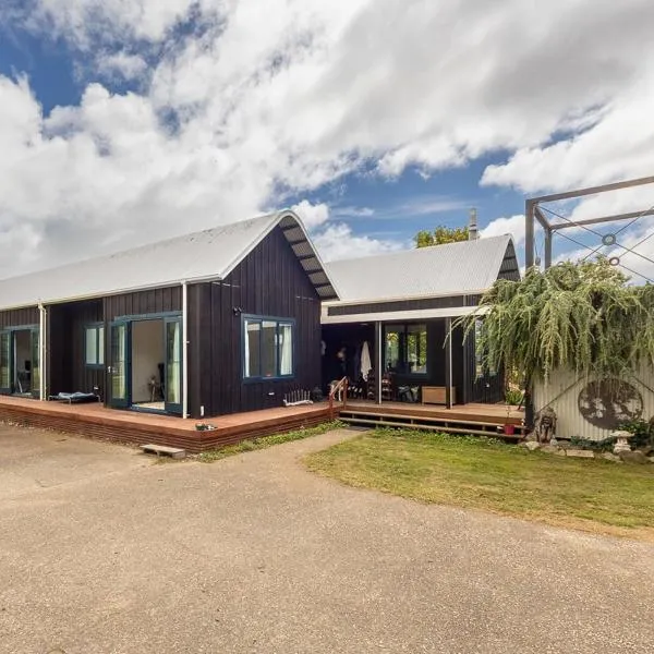 Catley Lodge B&B Farmstay，位于Te Horo的酒店