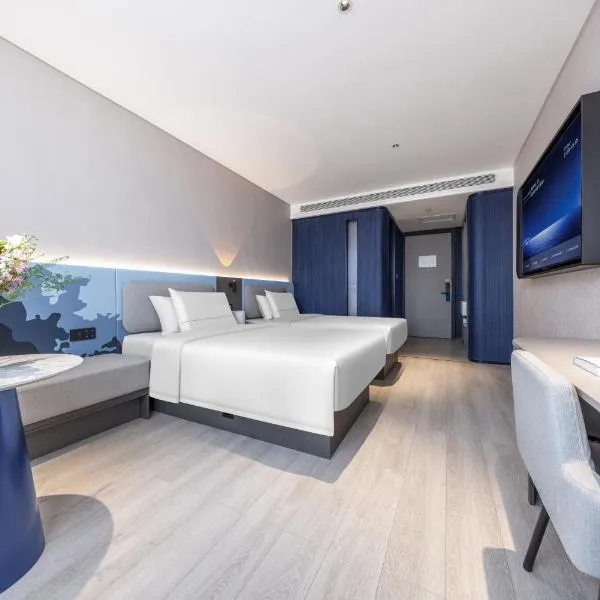 武汉江汉路循礼门地铁站轻居酒店，位于武汉的酒店