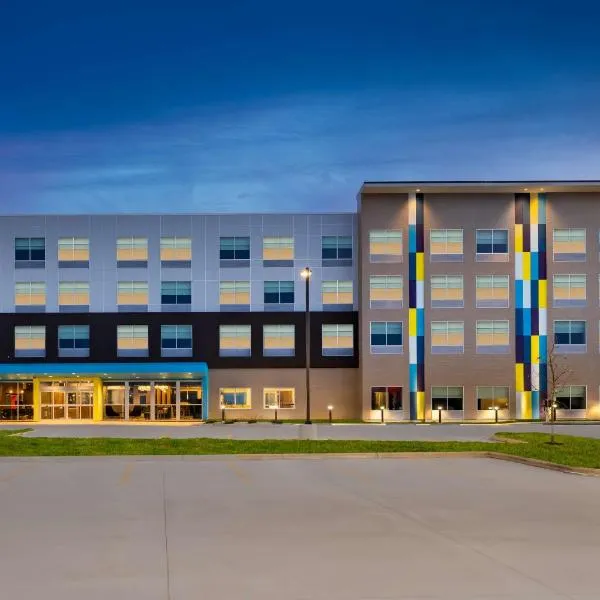 Tru By Hilton Oshkosh，位于奥什科什的酒店