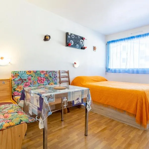 Studio Turquoise à 100m de la plage，位于贝诺代的酒店