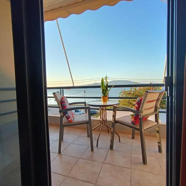 Νηρηίδες so blue，位于阿尔基察的酒店