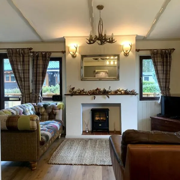 The Woodhouse Cabin 8，位于莫法特的酒店