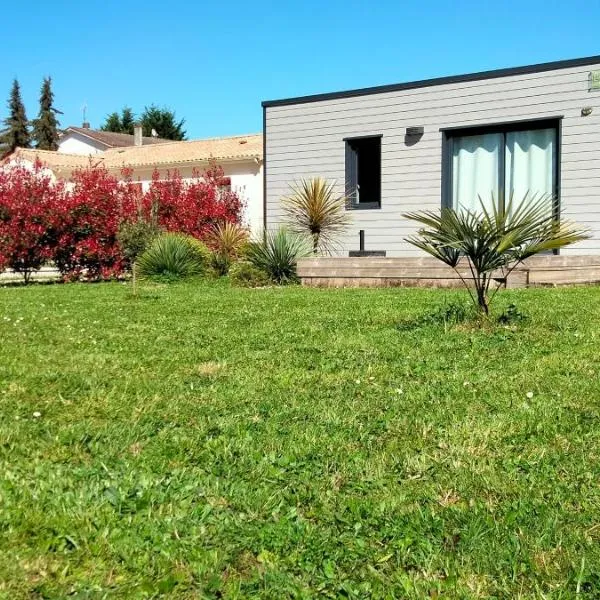 Les Logis de la Seugne，位于Saint-Germain-de-Lusignan的酒店