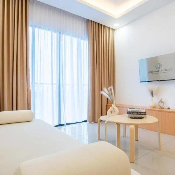 KLIA Residence Homestay Apartment, Near Sepang Circuit and KLIA - 3 Bedroom Fully Aircond，位于汝来的酒店