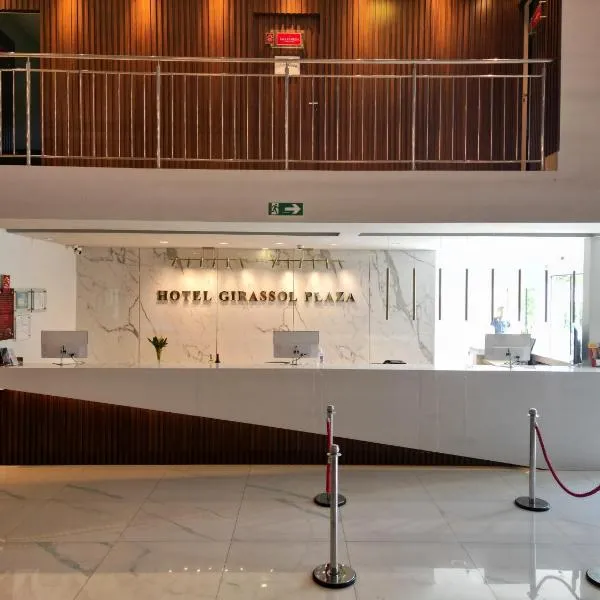 吉拉索尔广场酒店，位于帕尔马斯的酒店