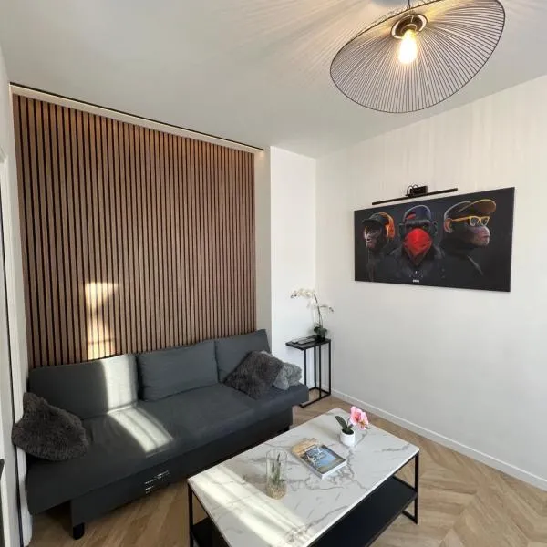Superbe appartement neuf 2 pièces Vincennes pte de Paris，位于蒙特勒伊的酒店