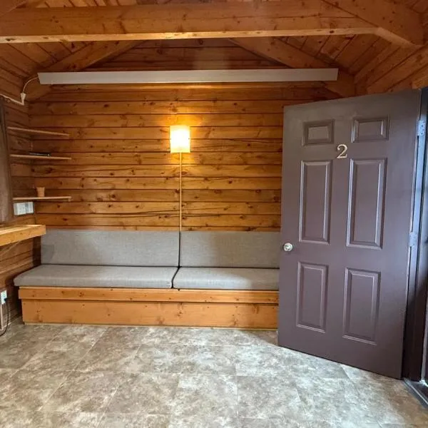 Cozy little pet-friendly cabin，位于卡斯特的酒店