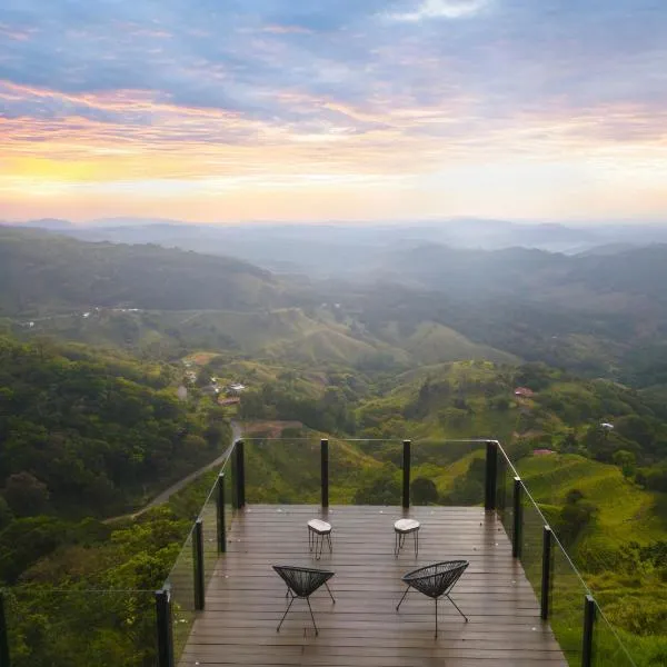 Amalú Luxury View Cabins，位于蒙泰韦尔德哥斯达黎加的酒店