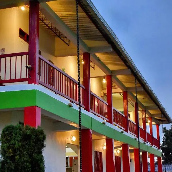 Finca Hotel Resplandor Quindiano，位于蒙特内哥罗的酒店