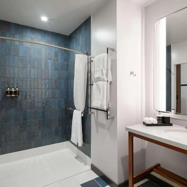 Origin Kansas City Riverfront, a Wyndham Hotel，位于堪萨斯城的酒店