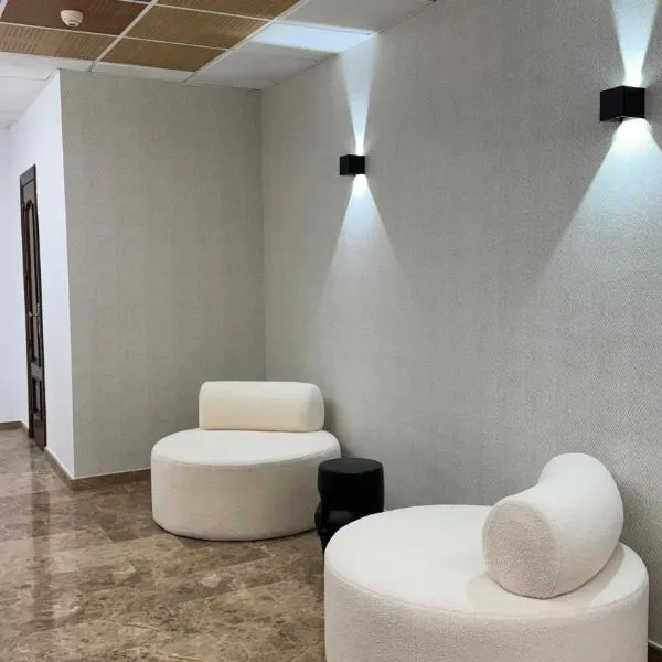 Hotel Sierra de Quesada SL，位于克萨达的酒店