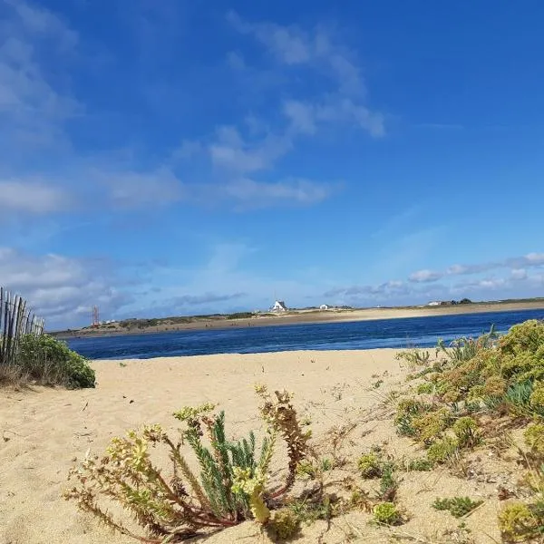 Appartement proche de la mer et à 2 min d' ETEL，位于埃尔德旺的酒店