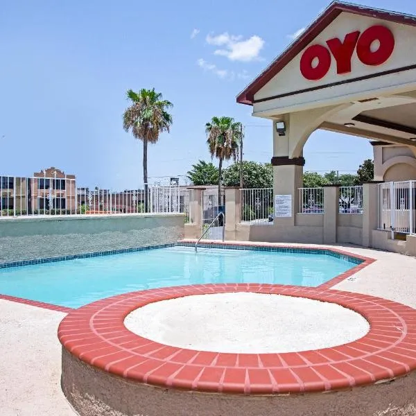 OYO Hotel McAllen Airport South，位于麦卡伦的酒店