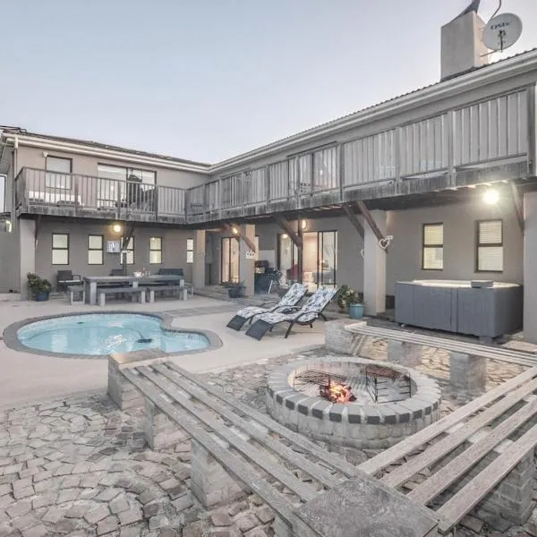 Sunset Villa in Yzerfontein，位于伊泽芳登的酒店