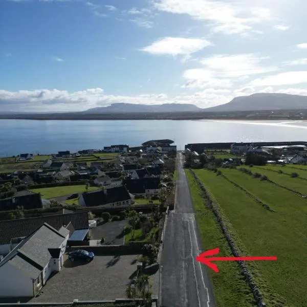 Mullaghmore Driftwood Cottage，位于Cliffony的酒店