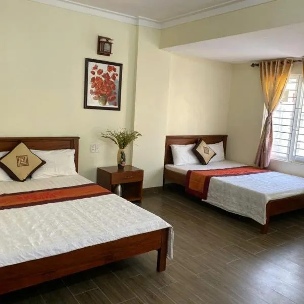 Hoa Lư Hotel，位于岑山的酒店