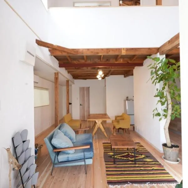 CHILLHOUSE 一棟貸し宿 New open，位于那智胜浦町的酒店