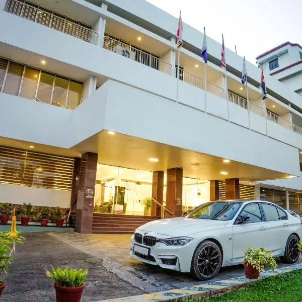 Casino Hotels Ltd，位于德里久尔的酒店