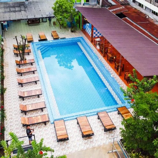 SaBai Backpacker Hostel，位于万荣的酒店