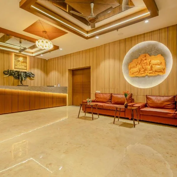Daksh The Grand Goverdhan，位于德瓦尔卡的酒店