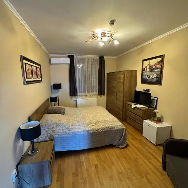 Kevevára Vendégház，位于拉茨凯韦的酒店