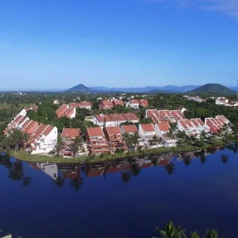 Apartamento Condominio Village dos Passaros Guarapari ES，位于瓜拉派瑞的酒店