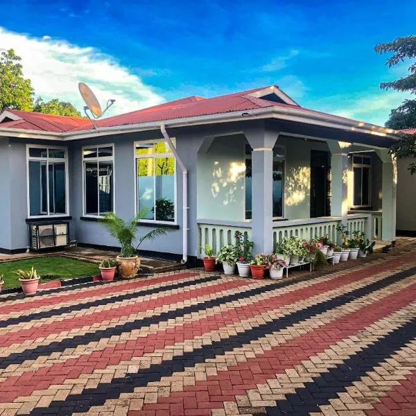 Nyota Safari Lodge，位于莫希的酒店