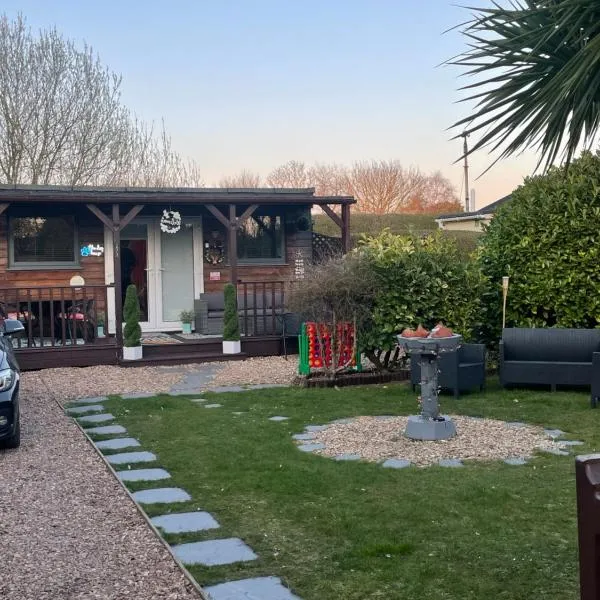 The Dog House，位于Humberston的酒店