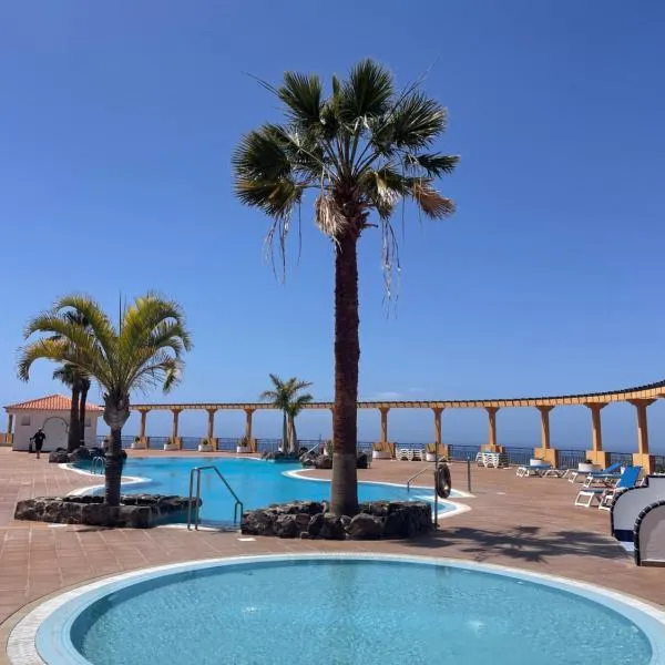 Casa Clara Ocean&Mountains View，位于阿德耶的酒店