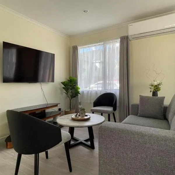 Modern 2 bedrooms house opposite Waikato Hospital，位于汉密尔顿的酒店