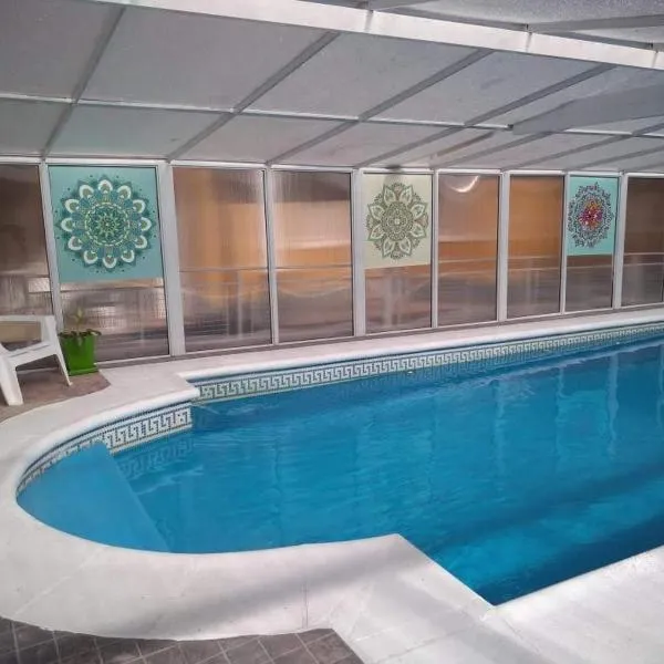 Cabañas Pio Pio，位于梅洛的酒店