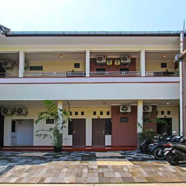 Super OYO 92437 Wahidin Guesthouse，位于北加浪岸的酒店