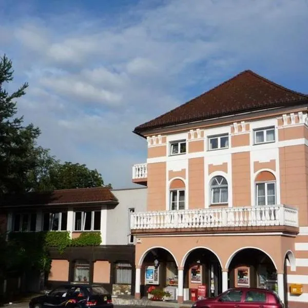 马尔科酒店，位于Köstendorf的酒店