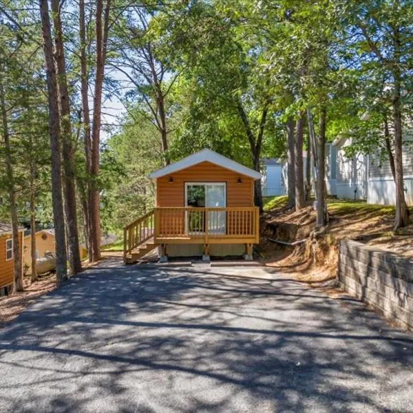 Beautiful Model Home with Breathtaking View，位于鸽子谷的酒店