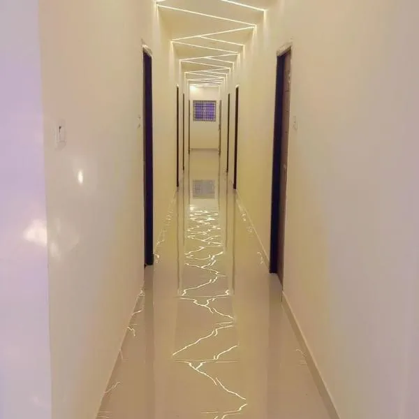 SSK Rooms，位于Gūduvāncheri的酒店