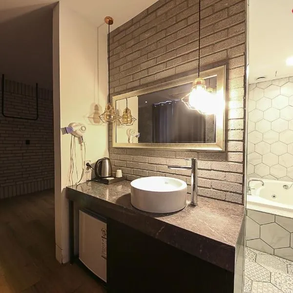 Ignis Hotel busan sports complex branch，位于釜山的酒店