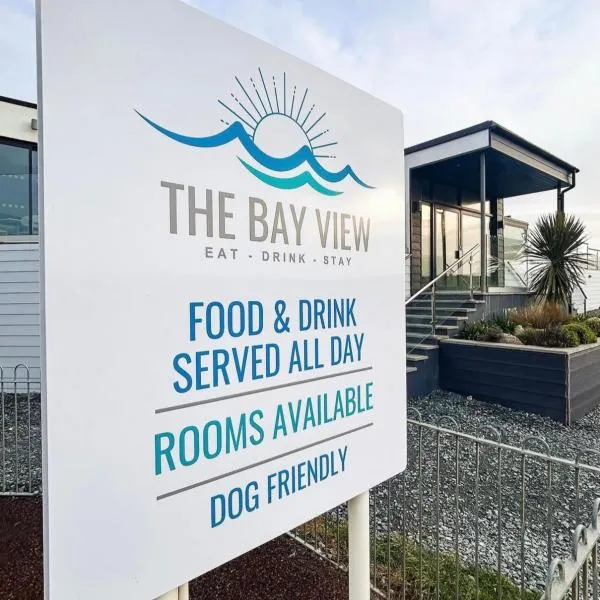 Bay View Inn，位于Widemouth Bay的酒店