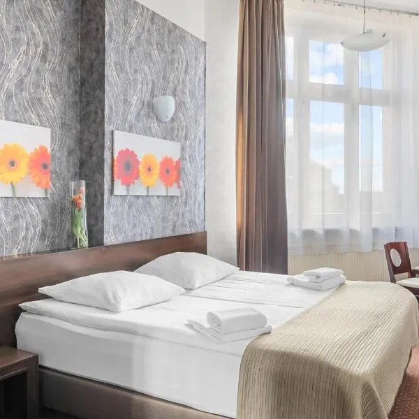 格利维采戴蒙特经济酒店，位于格利维采的酒店