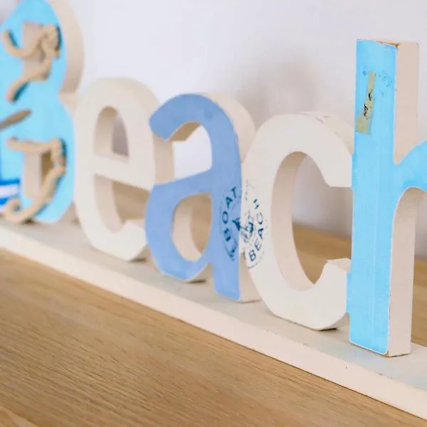 Leo's Beach Haven，位于Batehaven的酒店