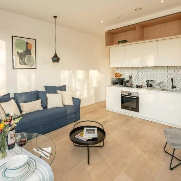 Chiswick Parkside Apartments by Sleepy Lodge London，位于Kew Bridge的酒店