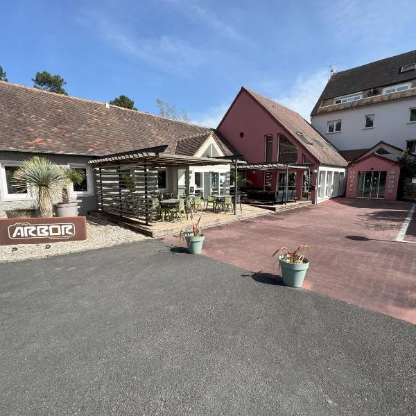 Hotel ARBOR - Les Hunaudieres - Le Mans Sud - Mulsanne，位于米萨讷的酒店