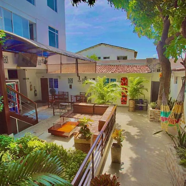 Hotel Ucla Center，位于巴耶杜帕尔的酒店