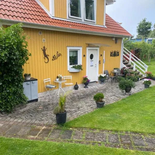 Gäst lägenhet i centrala Falkenberg botten plan utmärkt för äldre folk，位于法尔肯贝里的酒店