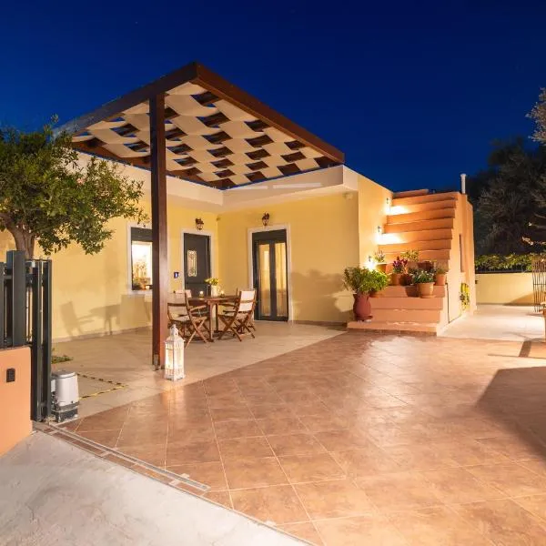 Elpida's house，位于依拉佩特拉的酒店