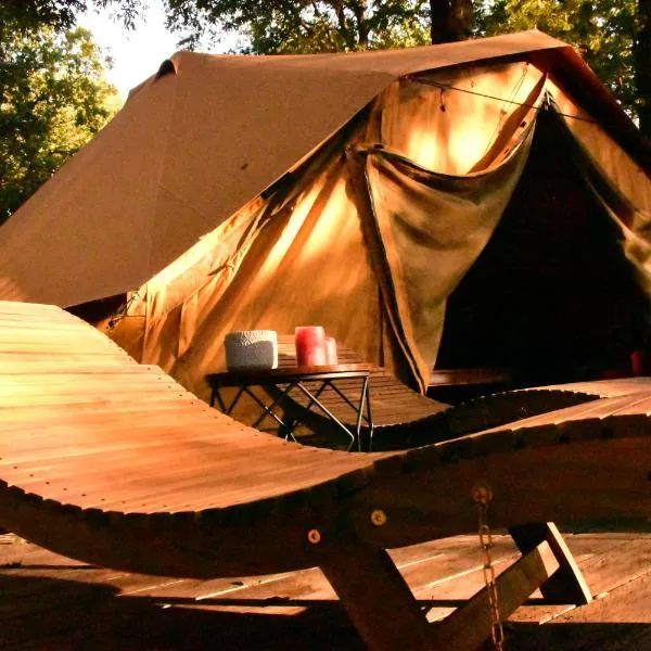OAK Glamping Relax，位于Manziana的酒店