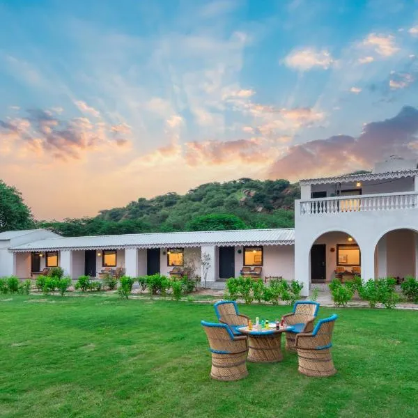 Farm Aravalia，位于Dhauj的酒店
